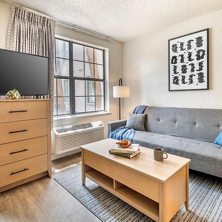Intown Suites Extended Stay Marietta Ga - Town Center Кеннесо Экстерьер фото