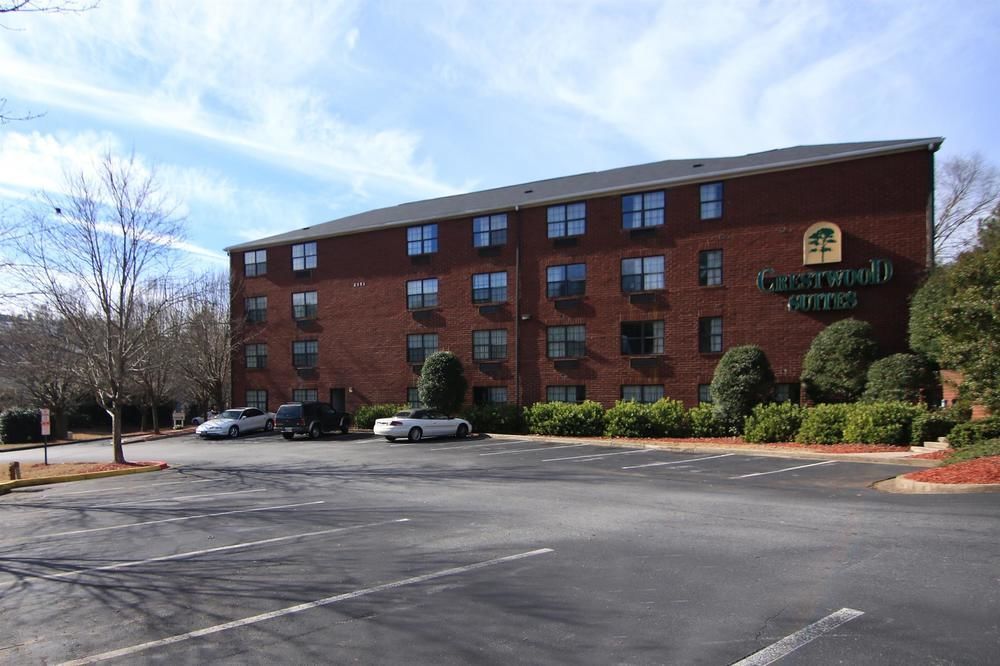 Intown Suites Extended Stay Marietta Ga - Town Center Кеннесо Экстерьер фото